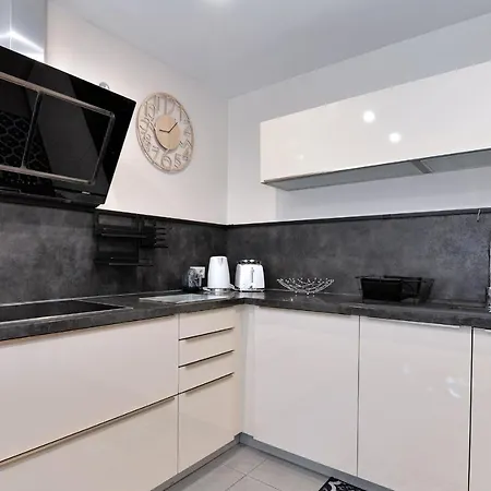 Au Pied Du Vignoble *